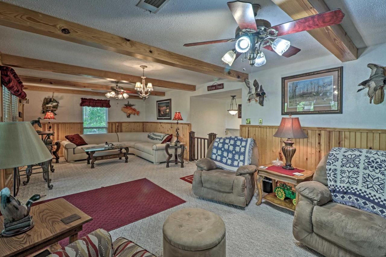 Вілла Secluded Edgemont Getaway With Huge Outdoor Deck! Fairfield Bay Екстер'єр фото